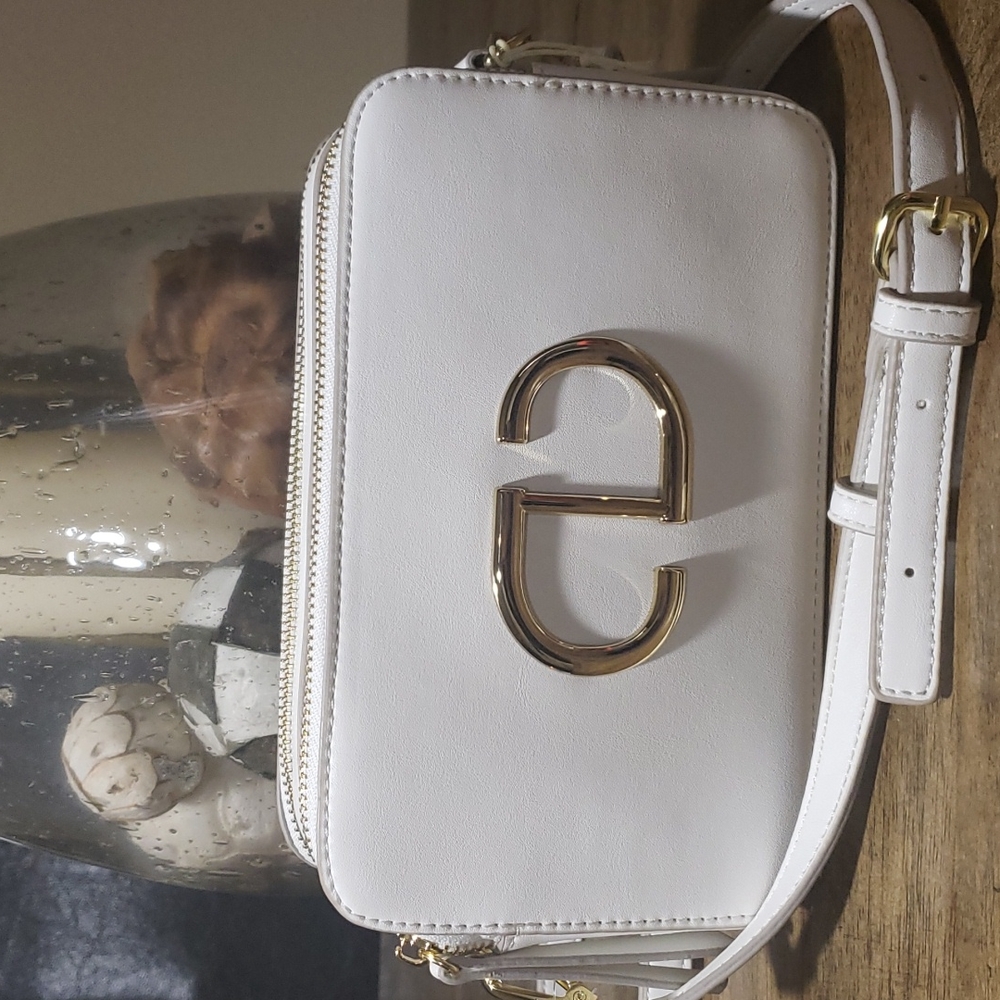 Gianni Bini White Crossbody